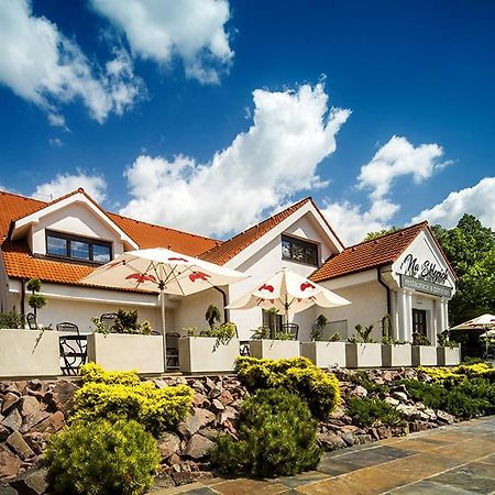 Penzion Na Sklepích Chrudim Exterior foto